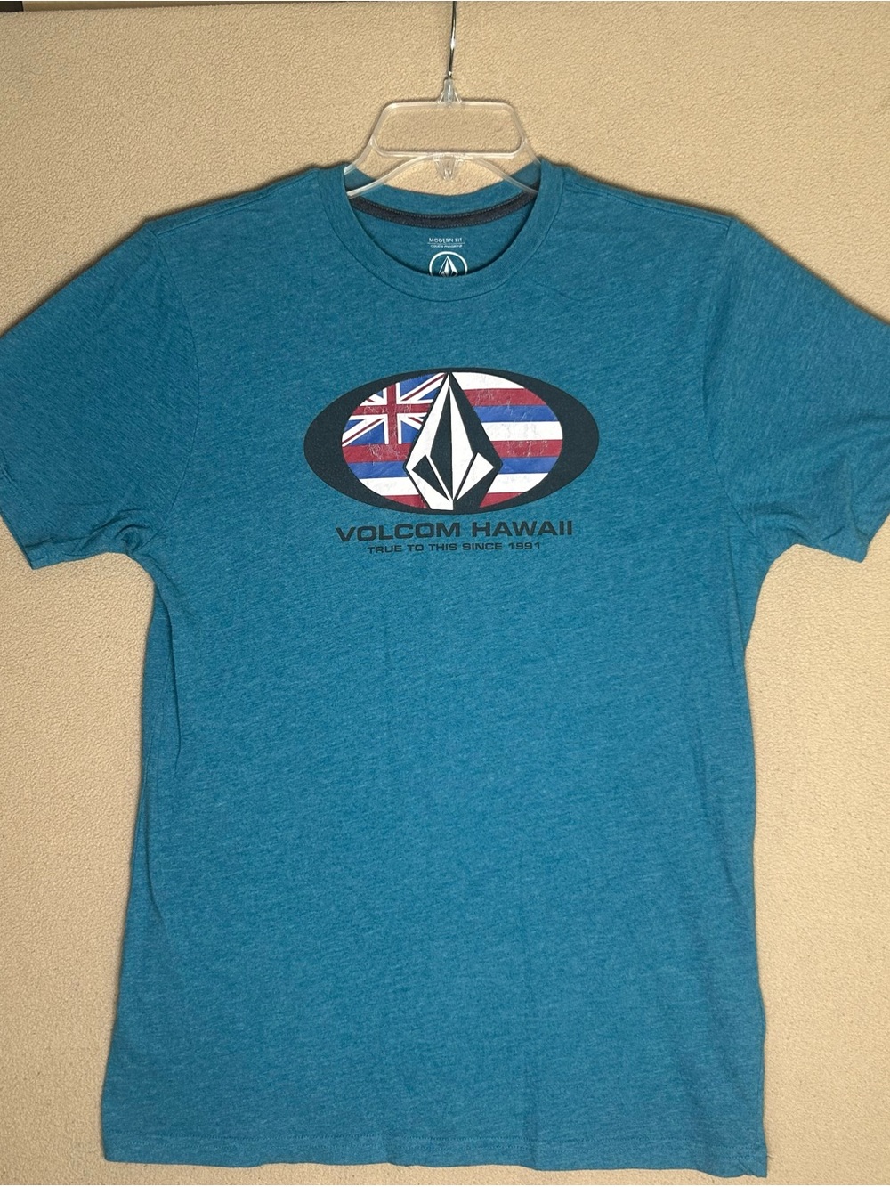 Volcom petite Teal Blue Hawaii Graphic Short-Sleeve Tee T-shirt Small modern fit